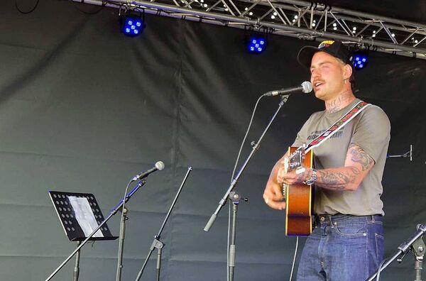 250906akkrumwesternfestivaldou